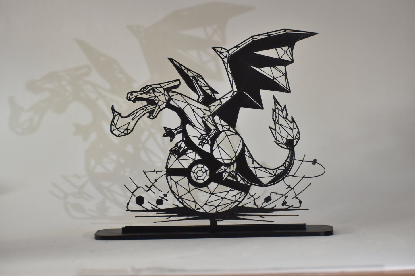 Figura Decorativa Pokémon - Diseño Art Line | Modelo: Charizard