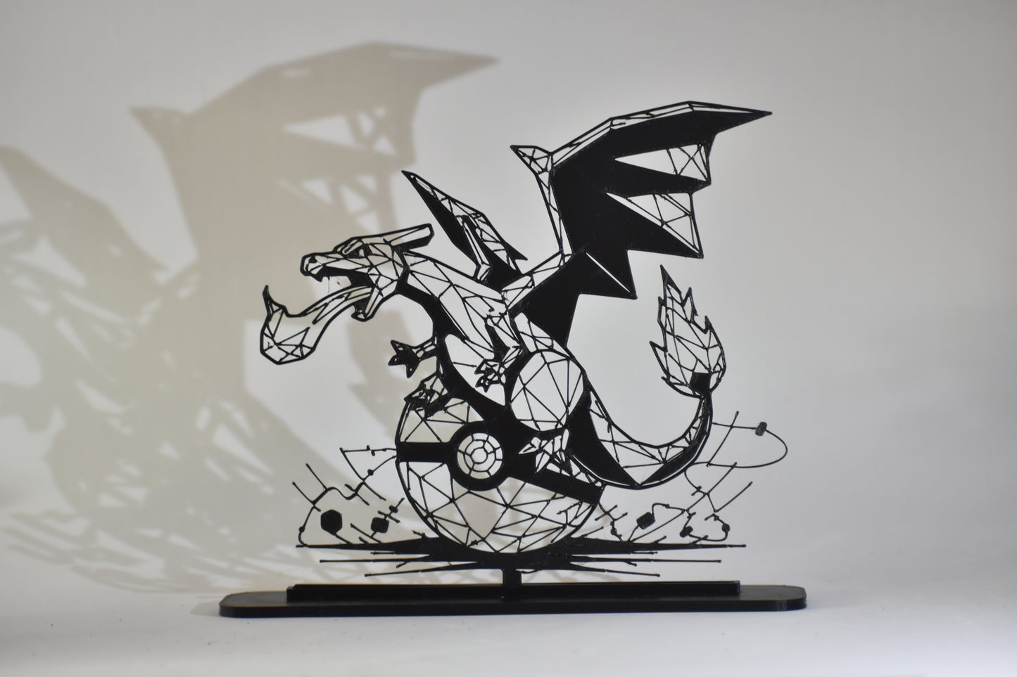 Figura Decorativa Pokémon - Diseño Art Line | Modelo: Charizard