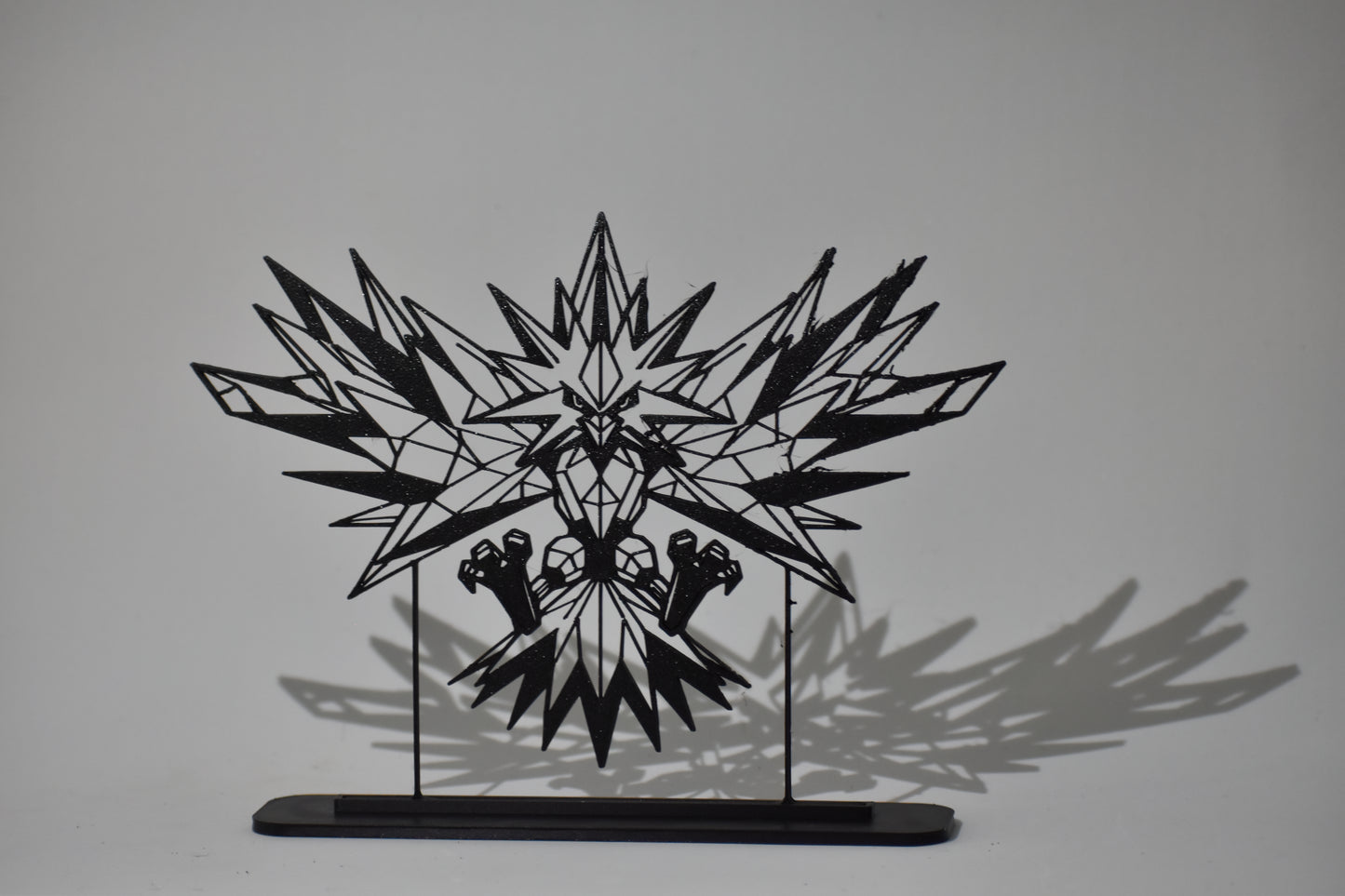 Figura Decorativa Pokémon - Diseño Art Line  | Modelo: Zapdos